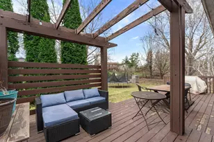 8509 Morgan Ln, Eden Prairie, MN 55347 - Photo 26