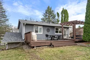 8509 Morgan Ln, Eden Prairie, MN 55347 - Photo 32