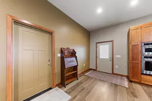 17742 280th Ave, Ellendale, MN 56026 - Photo 10
