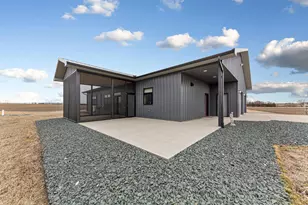 17742 280th Ave, Ellendale, MN 56026 - Photo 1