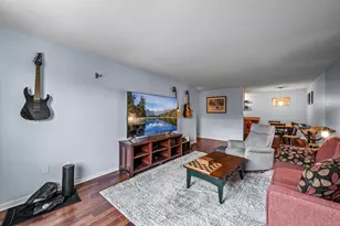 1901 Emerson Ave S, Minneapolis, MN 55403 - Photo 14