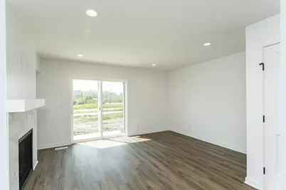 1093 Century Village Lane NE, Rochester, MN 55906 - Photo 6