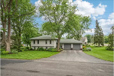 3250 Williams Lane, Mound, MN 55364 - Photo 2