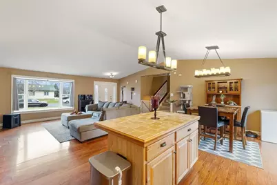 8196 Custers Trail, Inver Grove Heights, MN 55076 - Photo 4