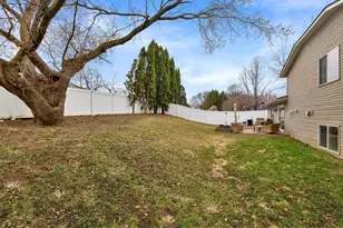 8196 Custers Trl, Inver Grove Heights, MN 55076 - Photo 24