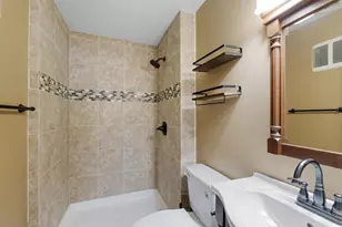 8196 Custers Trl, Inver Grove Heights, MN 55076 - Photo 22