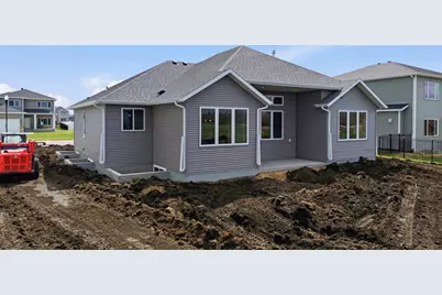 2950 Prairie Farms Circle S, Fargo, ND 58104 - Photo 40