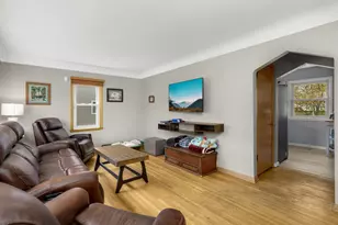 4525 Adair Ave N, Crystal, MN 55422 - Photo 6