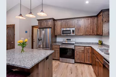 1167 Pinewood Trail, New Richmond, WI 54017 - Photo 14