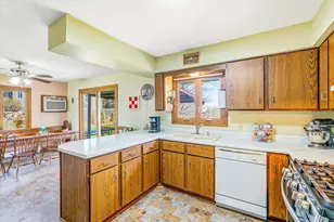 13375 Elmcrest Ave N, White Bear Lake, MN 55110 - Photo 14