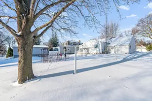 206 N 1st Ave E, Truman, MN 56088 - Photo 32