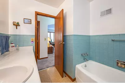 206 N 1st Avenue E, Truman, MN 56088 - Photo 16