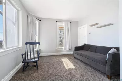 326 N 19th Avenue W, Duluth, MN 55806 - Photo 10