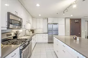 214 4th St E, Saint Paul, MN 55101 - Photo 12