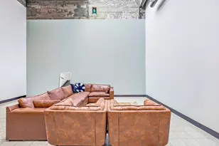 214 4th St E, Saint Paul, MN 55101 - Photo 16