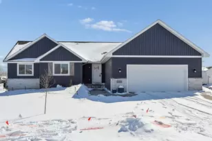 1100 Susan Ln, Roberts, WI 54023 - Photo 1