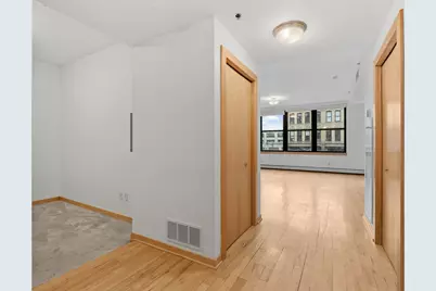215 10th Avenue S #230, Minneapolis, MN 55415 - Photo 4