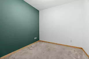 215 10th Ave S, Minneapolis, MN 55415 - Photo 4