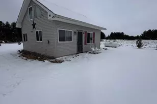 27048 Hawthorn Road N, Hinckley, MN 55037 - Photo 2