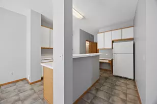 2711 Mallard Dr, Woodbury, MN 55125 - Photo 10