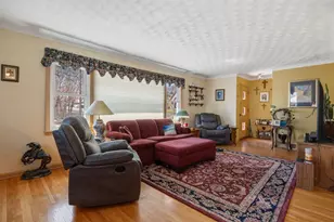 205 Baker St W, Saint Paul, MN 55107 - Photo 2