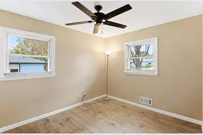 159 County Road C2 W, Roseville, MN 55113 - Photo 18