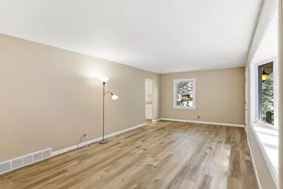 159 County Road C2 W, Roseville, MN 55113 - Photo 6