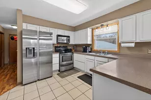 10800 385th St, North Branch, MN 55056 - Photo 2