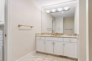 406 River St, Minneapolis, MN 55401 - Photo 32