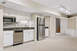 406 River St, Minneapolis, MN 55401 - Photo 52