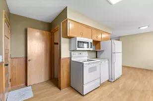 816 W Chandler St, Arlington, MN 55307 - Photo 4