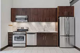 214 4th St E, Saint Paul, MN 55101 - Photo 6