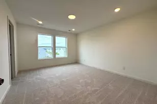 4975 Airlake Dr, Woodbury, MN 55129 - Photo 6