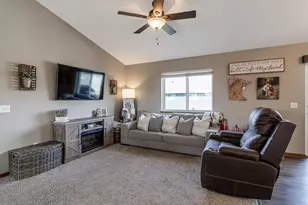 709 Mulligan St, Mankato, MN 56001 - Photo 4