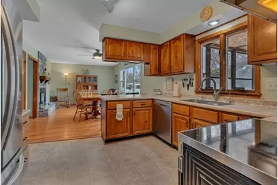 1304 9th Street SW, Willmar, MN 56201 - Photo 10