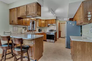 1304 9th St SW, Willmar, MN 56201 - Photo 8