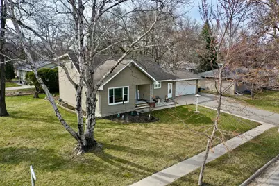 1304 9th Street SW, Willmar, MN 56201 - Photo 2