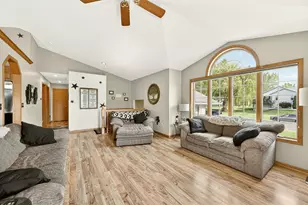 248 Brubaker Dr, Saint Charles, MN 55972 - Photo 4