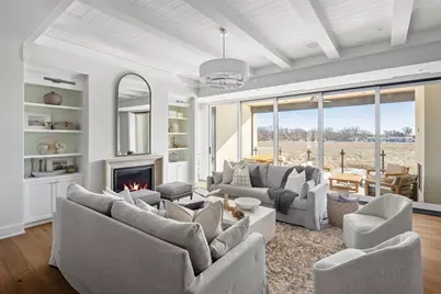 2416 Commerce Boulevard #B1, Mound, MN 55364 - Photo 2