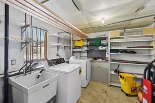 389 Roy Street N, Saint Paul, MN 55104 - Photo 16