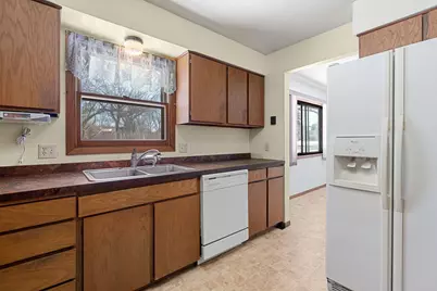 475 Oakwood Lane, Owatonna, MN 55060 - Photo 12