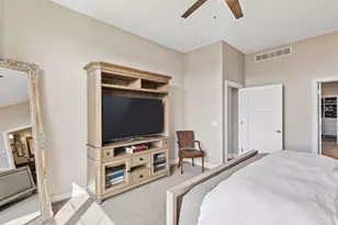 8800 Lake Riley Dr, Chanhassen, MN 55317 - Photo 12