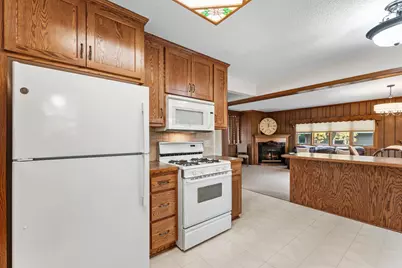 9706 Foley Boulevard NW, Coon Rapids, MN 55433 - Photo 10