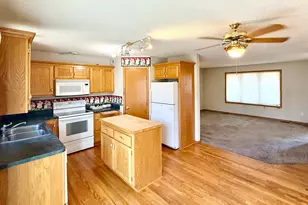 11673 Eldorado St NW, Coon Rapids, MN 55433 - Photo 4