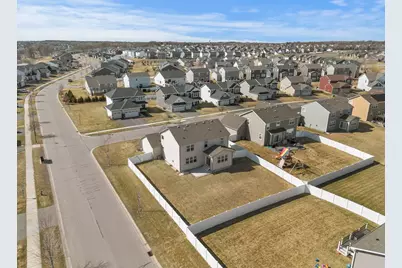 18101 Goldfinch Way, Lakeville, MN 55044 - Photo 2