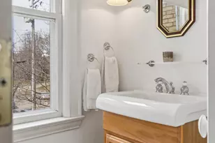 1900 Dupont Ave S, Minneapolis, MN 55403 - Photo 42