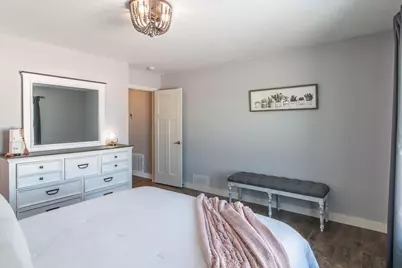 1601 18th Avenue NW, Willmar, MN 56201 - Photo 32