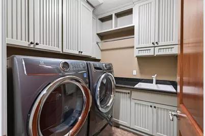 21000 Kerry Street NW, Oak Grove, MN 55011 - Photo 36