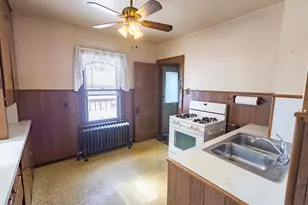 3847 Queen Ave N, Minneapolis, MN 55412 - Photo 6