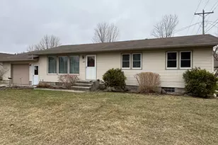 835 10th St, Granite Falls, MN 56241 - Photo 22